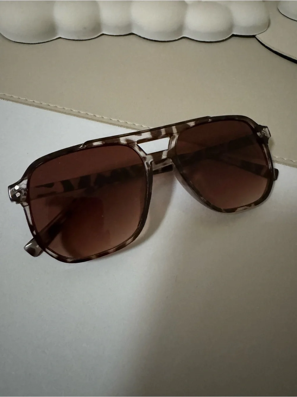 Women's Tortoise Aviator Sunglasses - Brown Lenses